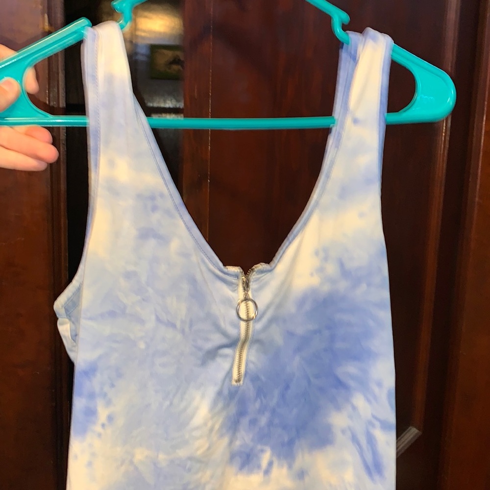 XL blue and white tie diy tank top